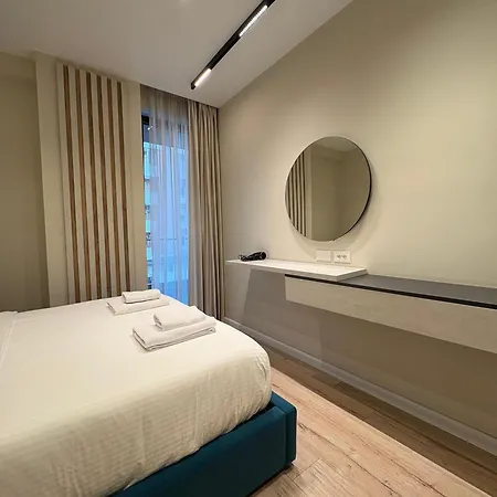 Blue Boutique Apartments 1 Tirana Exterior photo